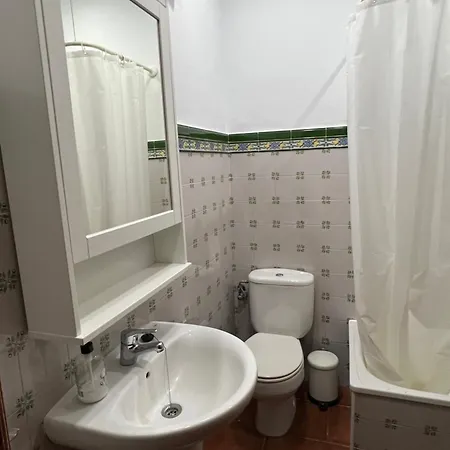Daire Old Town 100m From - 3 Bedrooms *