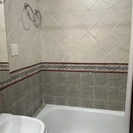 Old Town 100m From - 3 Bedrooms