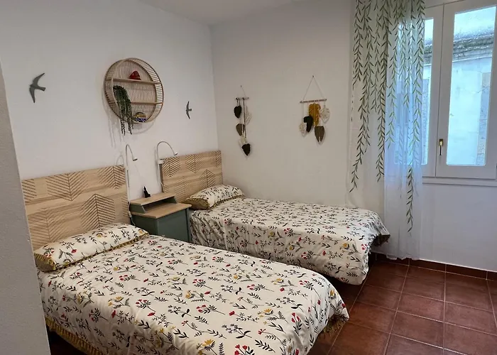 Apartment Old Town 100M From Beach - 3 Bedrooms 公寓 *