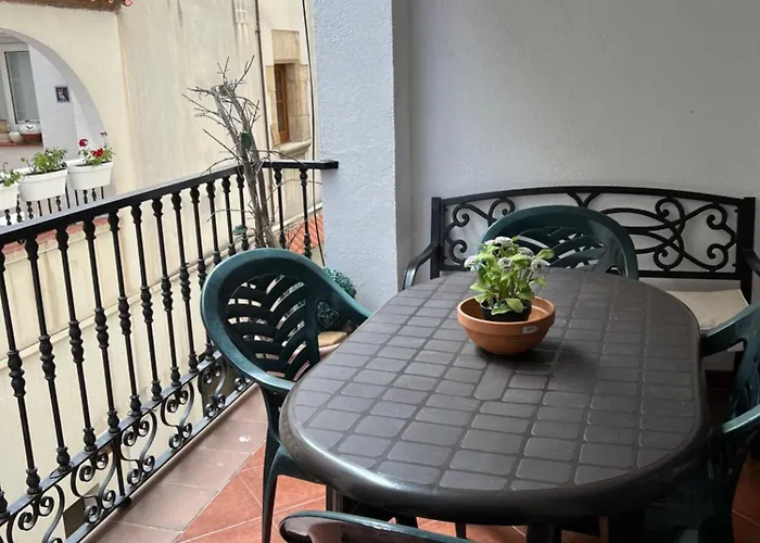 公寓 Apartment Old Town 100M From Beach - 3 Bedrooms 滨海托萨